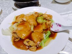 二头翡翠蚝王-凤城礼记鱼翅海鲜酒家(新马路总店)