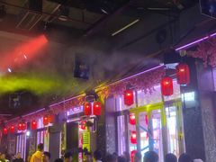 -喜鹊音乐酒馆(西街店)