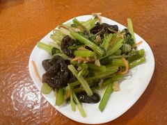 什锦菜-老店鹏缘面馆