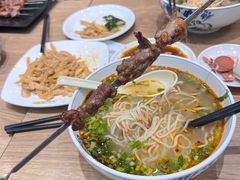 -西部马华清真兰州牛肉面·烧烤夜市(三里河店)