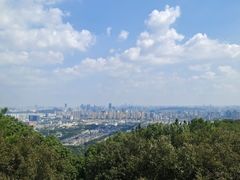 -灵岩山风景区