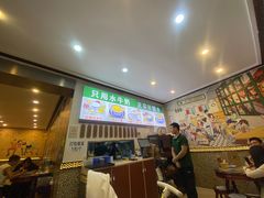 -广信牛奶甜品世家(台东店)