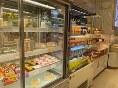 面包甜点陈列柜-BreadTalk面包新语·烘焙蛋糕(东方宝泰广场店)