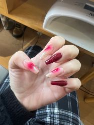 -UGIRL有个美甲
