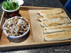 虾酱卷子-渔民船说·北塘海鲜·天津菜·海肠捞饭(北塘古镇店)
