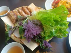 -大头虾越式风味餐厅(光明广场店)