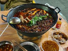 -鸿顺老铁锅美蛙鱼府(解放碑店)