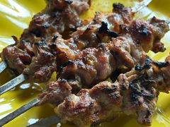 -烤肉小伙烤肉店