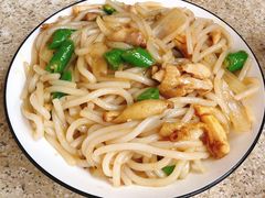 鸡丝炒濑粉-沙溪兄茶餐厅