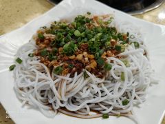 -东巴谷野生菌火锅餐厅