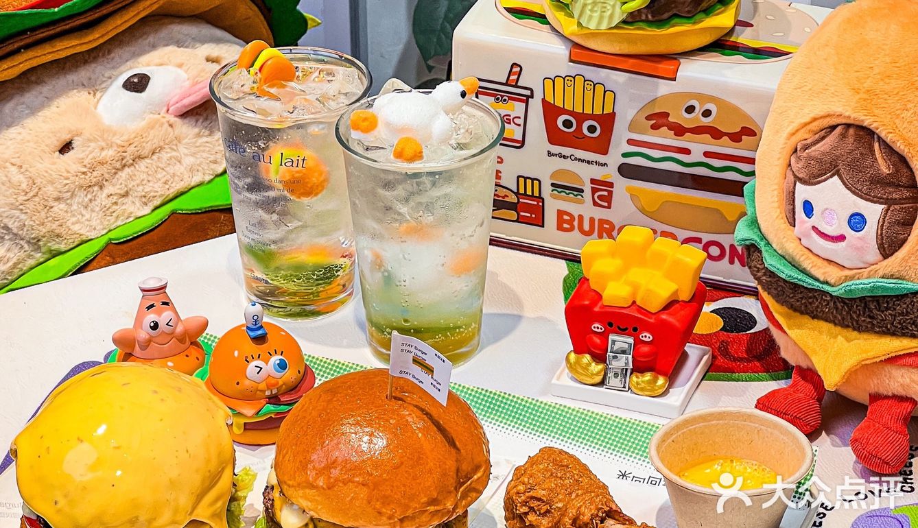 在济南提前过六一[礼花]汉堡小店可爱薯了🍔