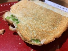 咖椰吐司-HELLO 27 意面·沙拉·帕尼尼