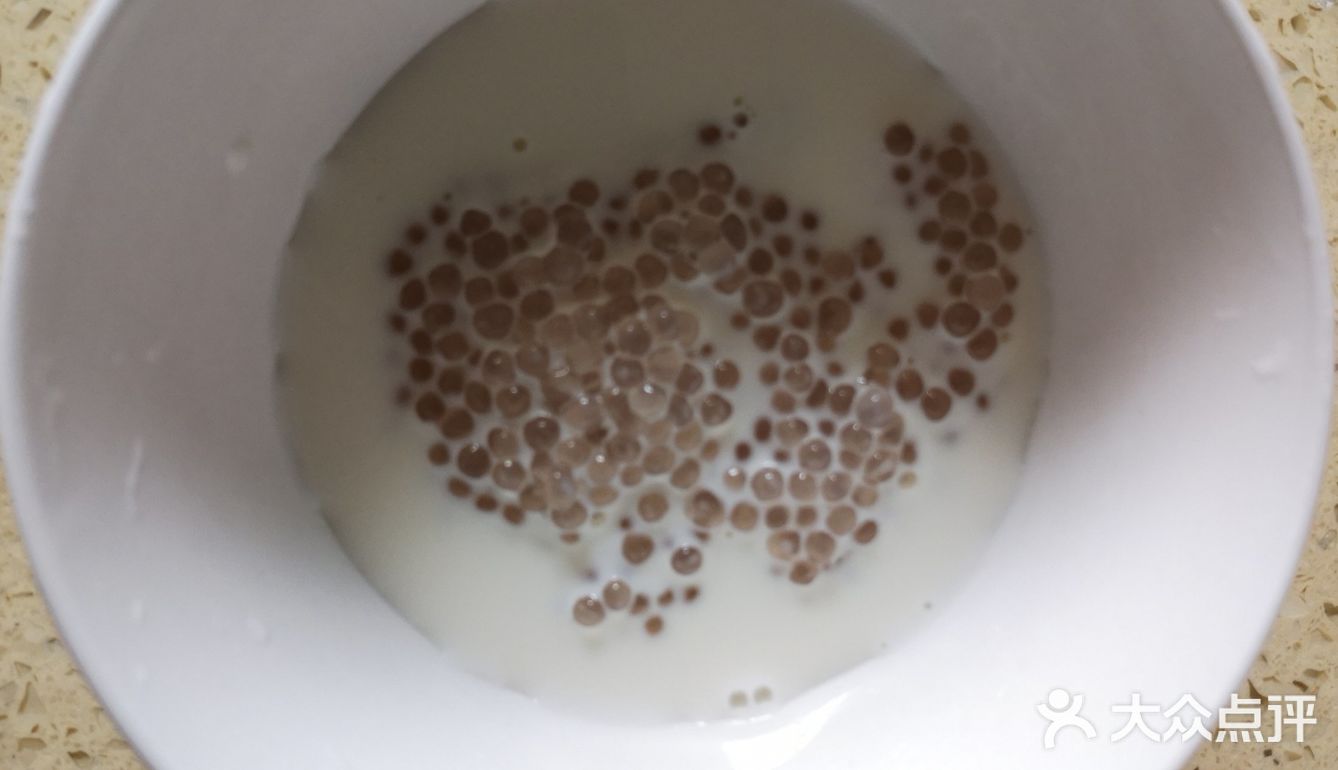 牛奶西米露不仅可以调理脾胃还可以补钙