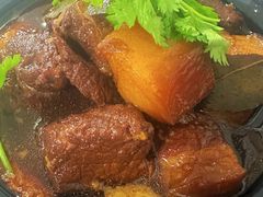 盘锦特色红烧肉-蟹道河蟹大米商行