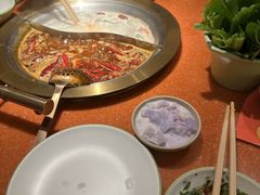 -唇辣号重庆老火锅(燕郊鑫乐汇店)