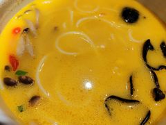 -云海肴·汽锅鸡·云南代表菜(浦江欢乐颂店)