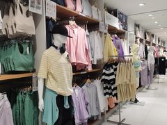 -优衣库(北京万柳华联购物中心店)