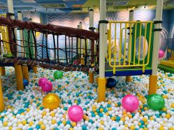 -莫莉幻想儿童乐园(北京金隅嘉品店)