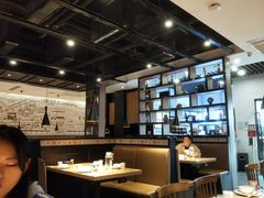大堂-李子坝梁山鸡(北碚万达五鸡哥店)