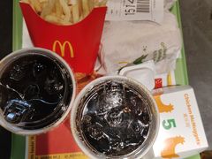 -麦当劳(军博店)