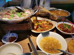-肖四女乐山跷脚牛肉(世博源店)