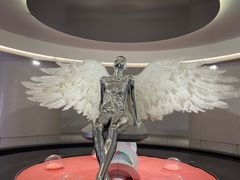 -涨巢·潮玩水疗局