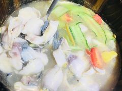 -秋语木桶鱼.酸菜鱼(开发区火车站店)