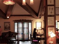 -古董花园(思南路42弄小区店)