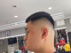 -好先生男士理发馆