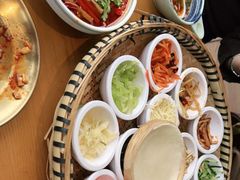 -包整·丝娃娃(一览甲秀楼风景店)