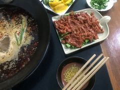-重庆故事姊妹老火锅(财经学院店)