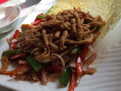 -湖庭壹品鸭王·传统北京烤鸭·别墅私房菜·庭院宵夜(江宁店)