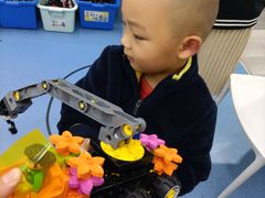 -童程童美少儿编程乐高机器人(河西万达校区)