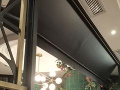 -新白鹿餐厅(爱琴海购物中心店)