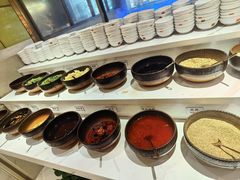 -佬土鹅肠火锅(中建大观店)