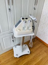 -苗方清颜专业祛痘连锁机构