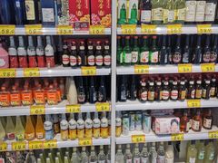 零售区-好特卖HotMaxx(杭州滨江宝龙城店)