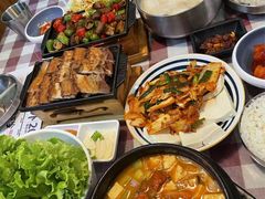 -益百岁牛尾汤(香山路店)