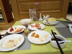 -安徽饭店·白鹭阁自助餐厅(梅山路店)