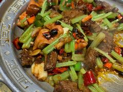 干锅肥肠护心肉-95号酱骨·一块豆腐(展春园西路店)