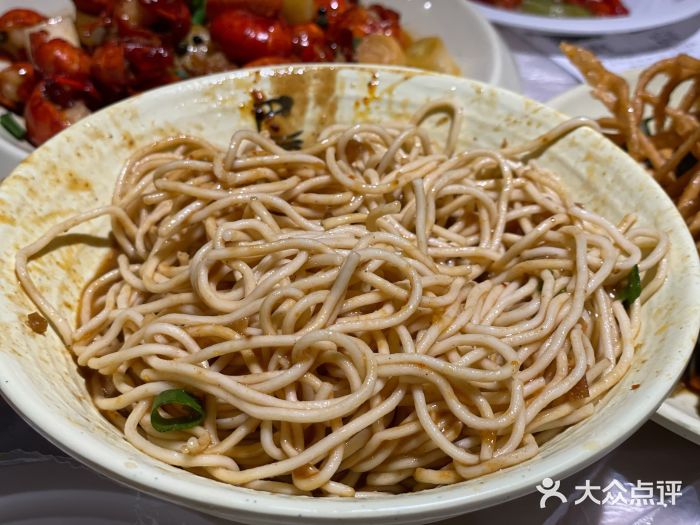 巴厘龙虾·榜首油焖大虾(旗舰店·万松园)凉面图片