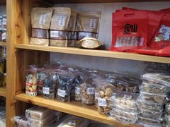 零售区-正宗普宁豆干坊·洪记砂锅粥(红领巾路店)