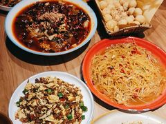 -先启半步颠小酒馆(常熟万达广场店)