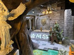 -暴风岛沉浸式体验馆(百联世纪店)