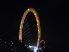 -南京眼步行桥