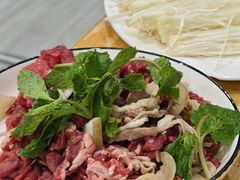 -榕江牛瘪牛肉火锅