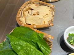 -阿婆情腊排骨火锅·野生菌季(古城旗舰店)