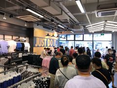 -NIKE上海青浦优选体验店