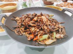 -车之谷·汽车文化主题餐厅(汽开店)