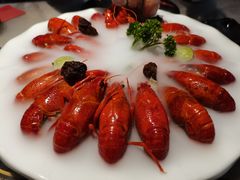 -沪小胖小龙虾(淮海中路旗舰店)